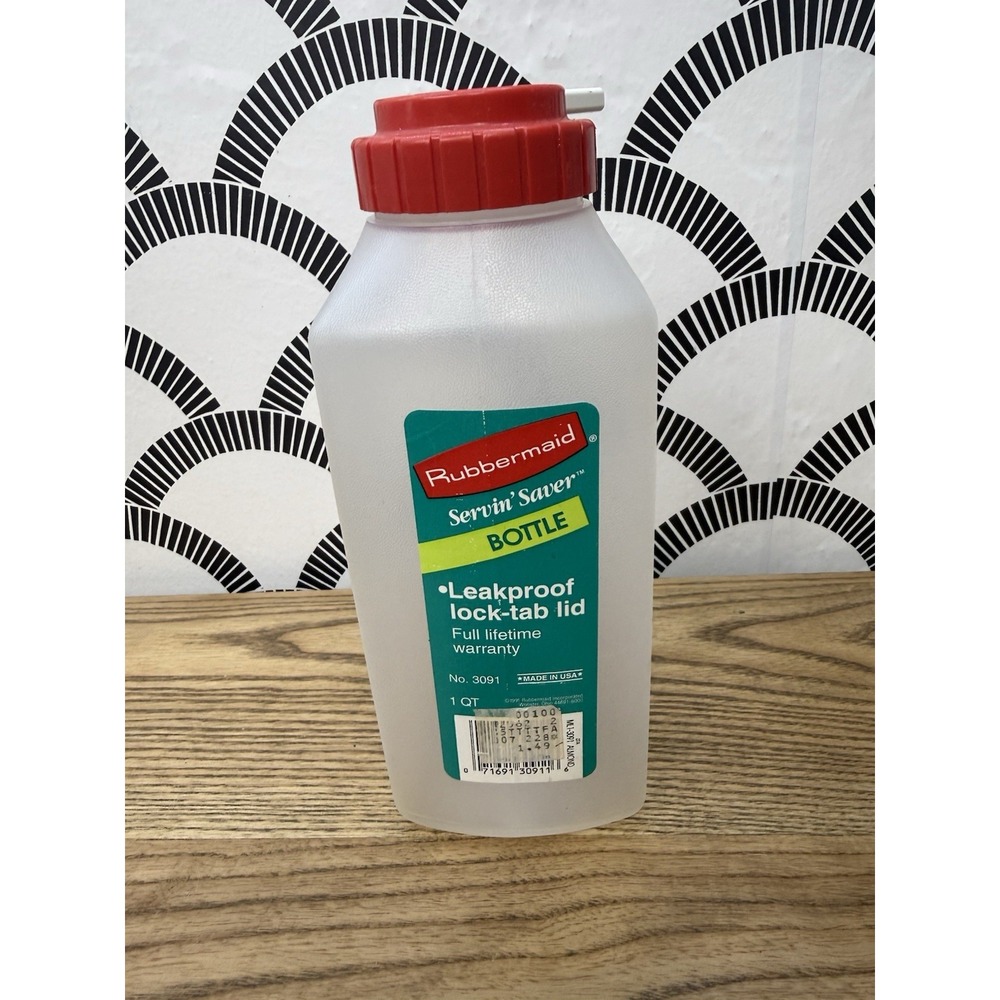 Rubbermaid 1991 Servin Saver 1 Qt Drink Juice Bottle Pop up Straw Reusable 3091